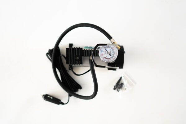 MINI COMPRESOR UNIV.12 V. 35 L/MIN - Imagen 2