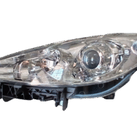 Óptica izquierda 1.6 Nafta Peugeot: 307  Línea Nueva